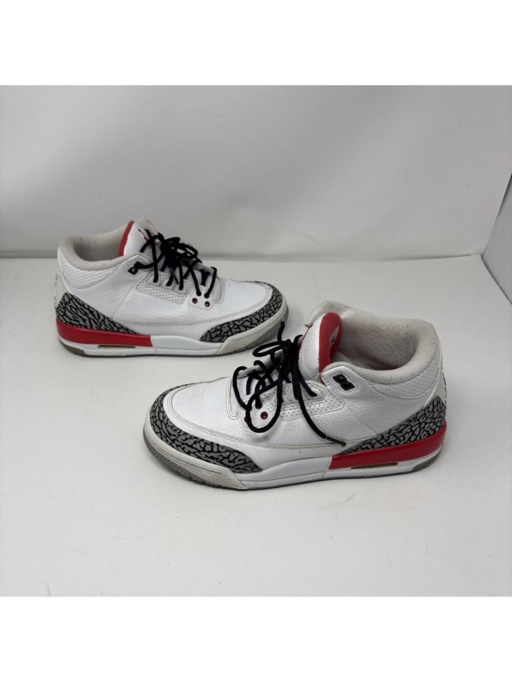 Air Jordan 3 Retro 3S Size 6Y Youth Mid Sneakers Fire Red White Black 398614-116